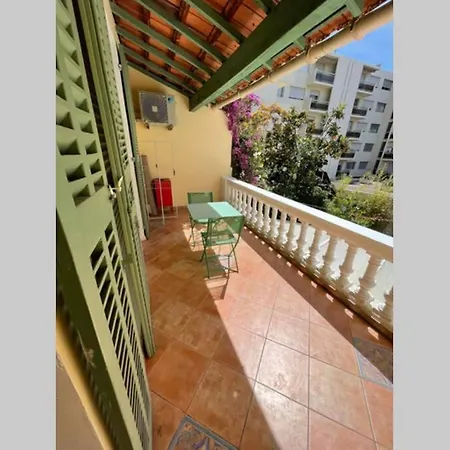 Apartment Plage Du Mourillon, Proche Centre Ville, Commerces *